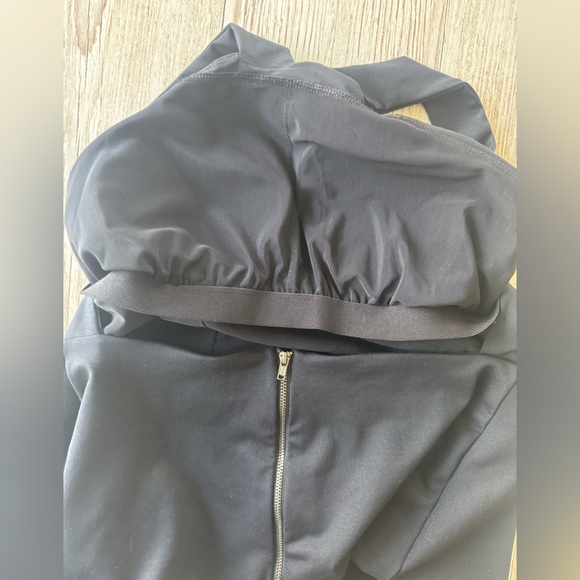 Fabletics Irene Athletic Top Black Cut Out Back M - Picture 9 of 14